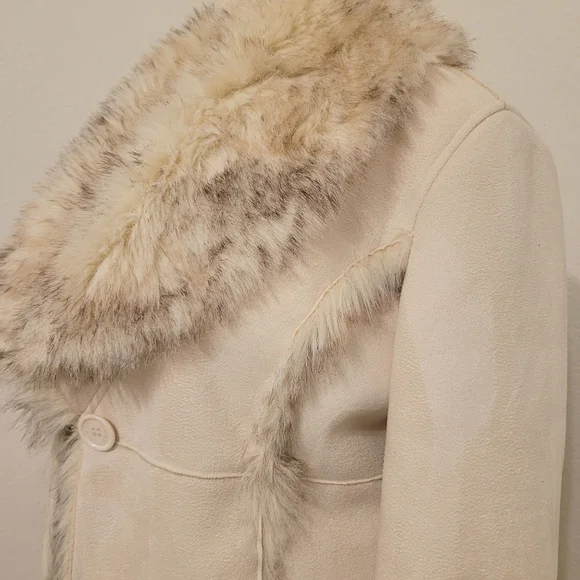 bebe Cream Faux Fur Trim Jacket - Picture 3 of 7